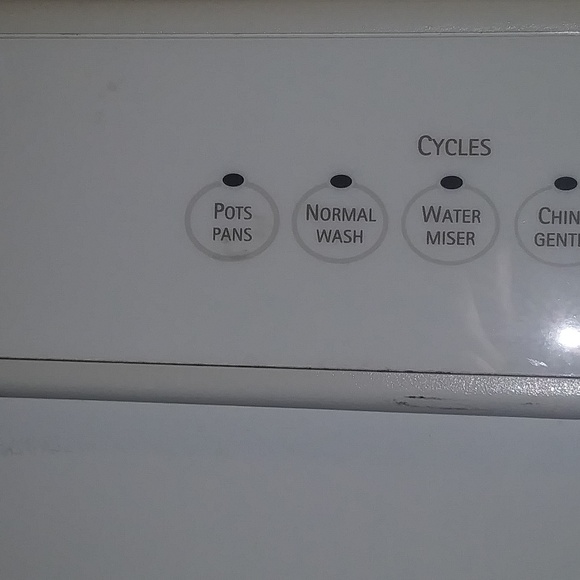 Kenmore Dishwasher - Picture 4 of 4